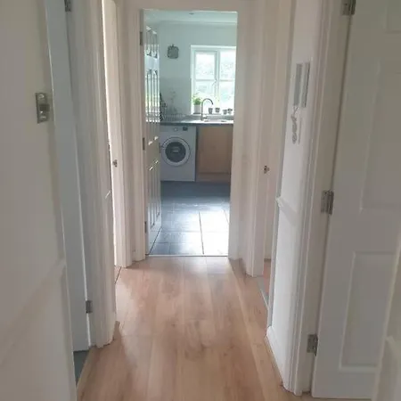 Peaceful Room On Sharing Flat In Wimbledon London Exterior photo