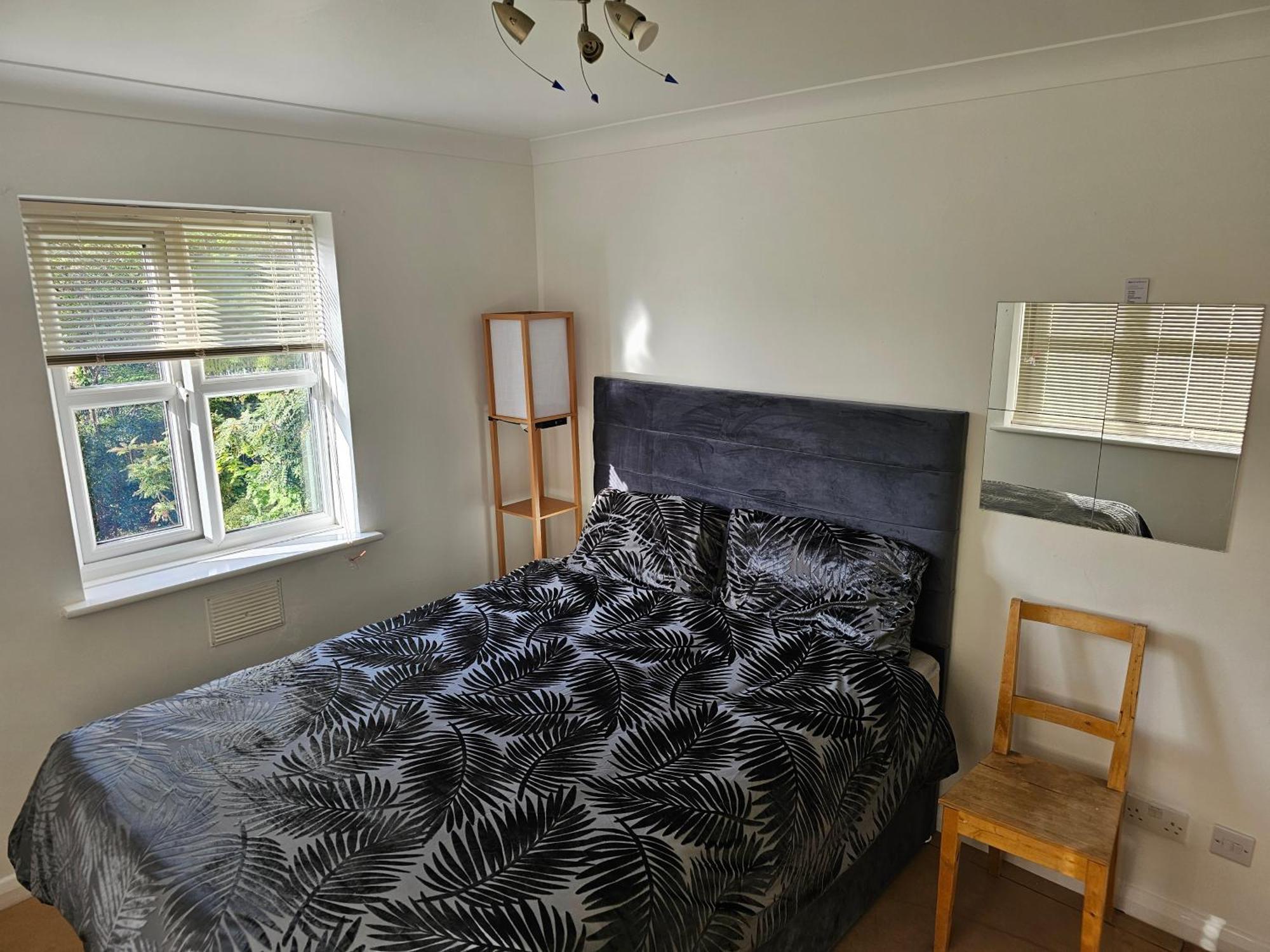 Peaceful On Sharing Flat In Wimbledon * London